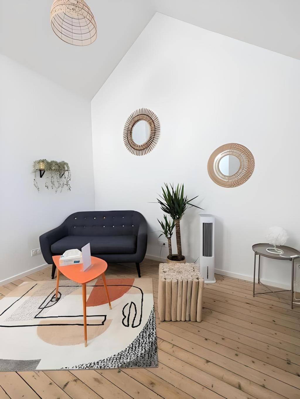 Loft Lumineux Tres Spacieux - Parking Gratuit Châteauroux エクステリア 写真