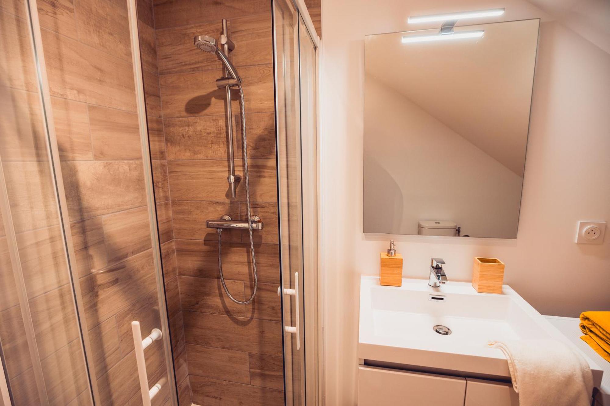 Loft Lumineux Tres Spacieux - Parking Gratuit Châteauroux エクステリア 写真