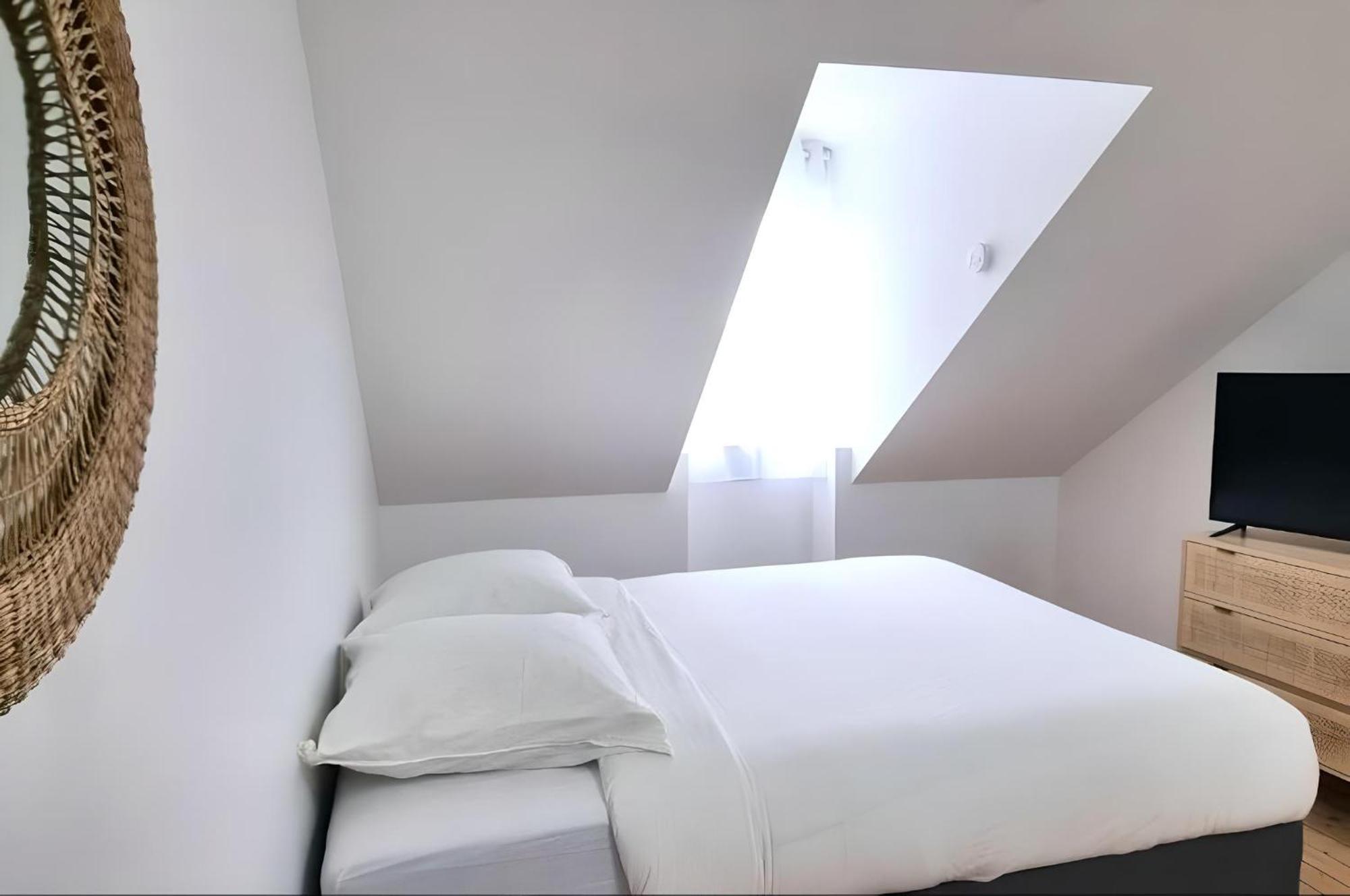 Loft Lumineux Tres Spacieux - Parking Gratuit Châteauroux エクステリア 写真