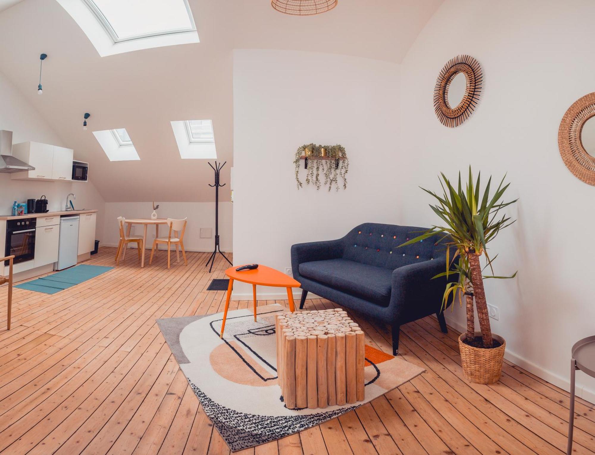 Loft Lumineux Tres Spacieux - Parking Gratuit Châteauroux エクステリア 写真